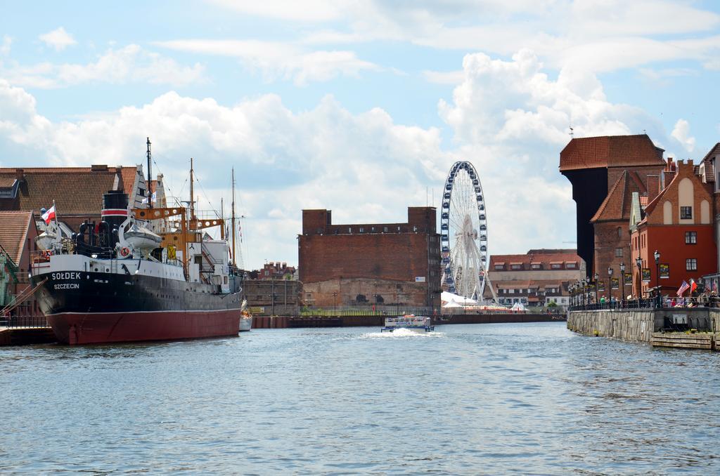 Amelia Apartament Centrum Lägenhet Gdańsk Rum bild